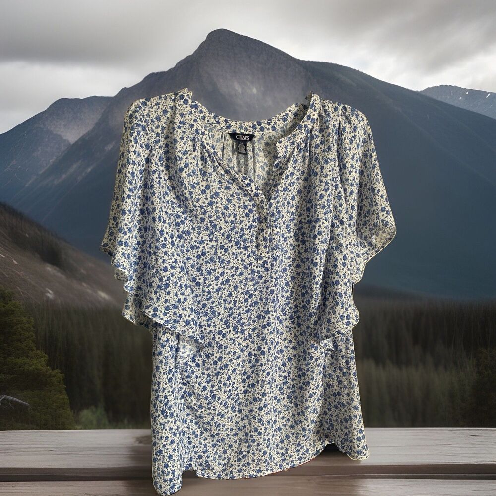 Chaps Top Floral Blue White Large Flutter Sleeves Excellent Condition Casual